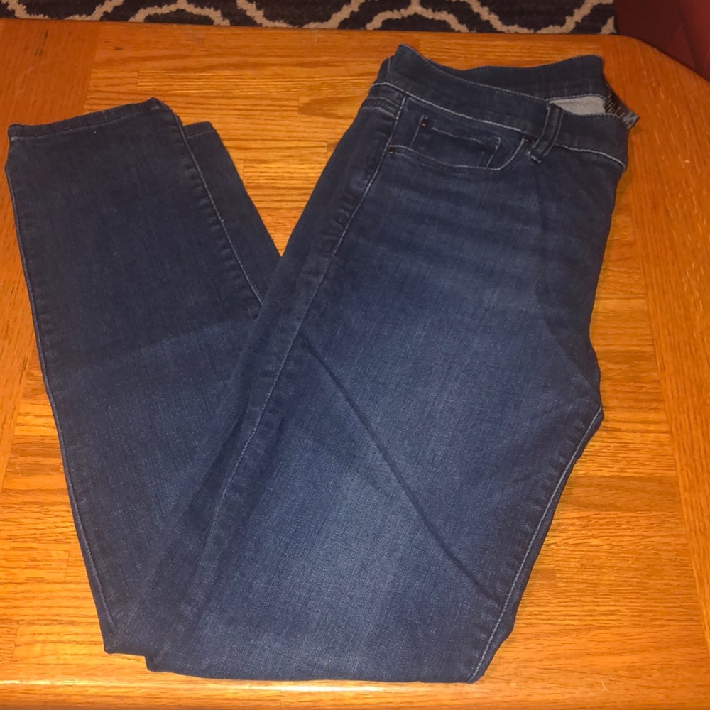 ANN TAYLOR modern skinny denim